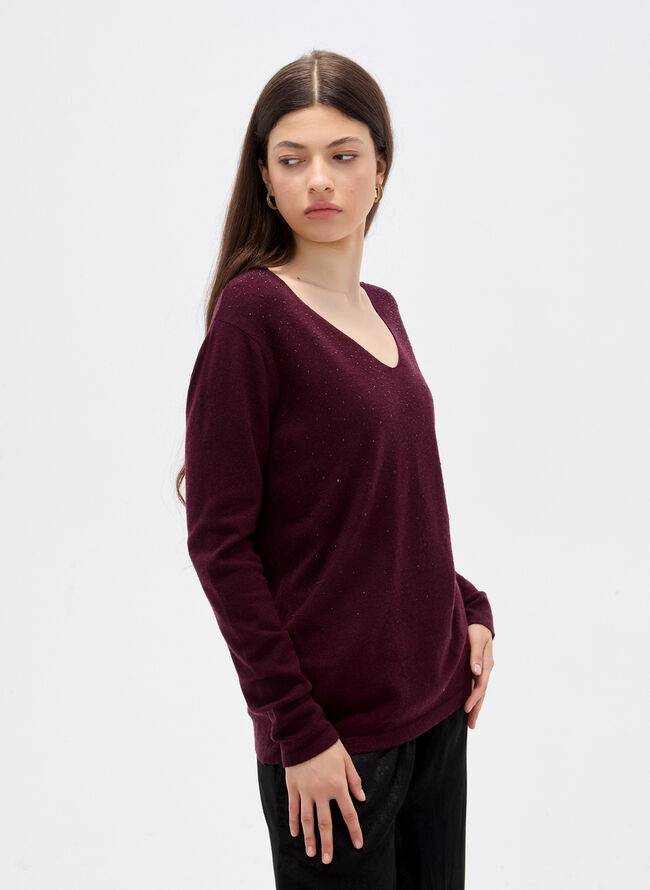 REMERA QUELITH CEREZA OSCURO image number null