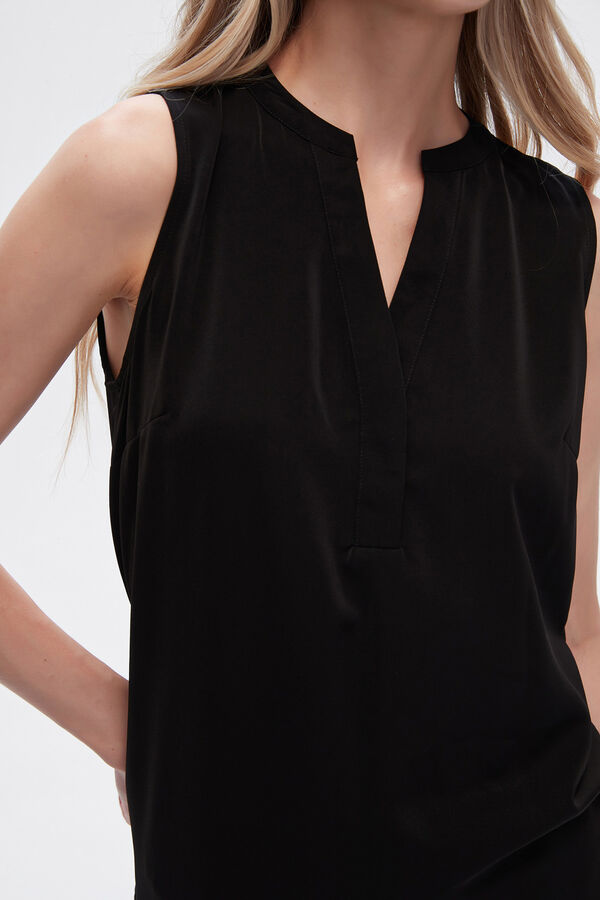MUSCULOSA DOLLY NEGRO image number null