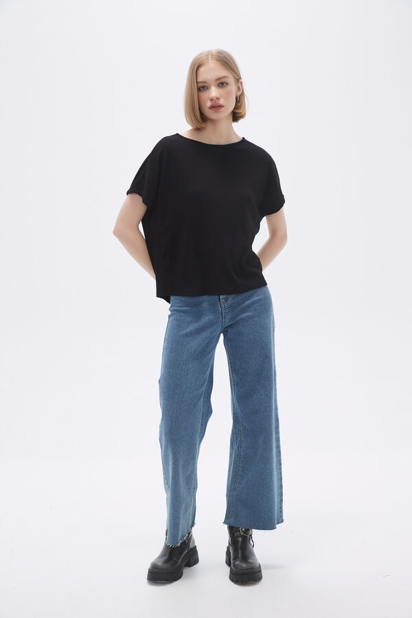 REMERA OBLAK NEGRO image number null