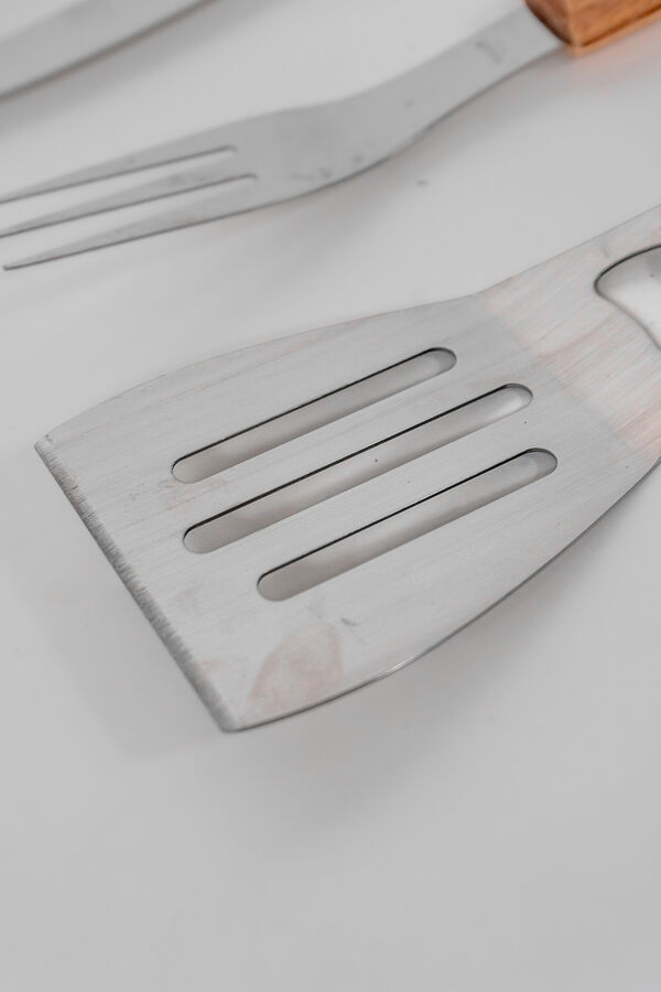 Accesorios para Parrilla Set de 4 piezas. Esp&aacute;tula, tenedor, cuchillo y pinza y COLOR UNICO image number null