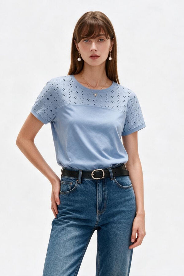 REMERA MALIKA 70607 CELESTE image number null