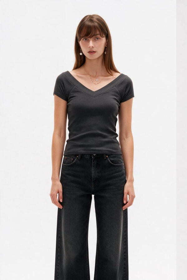 REMERA BODUSA 70607 GRIS OSCURO image number null
