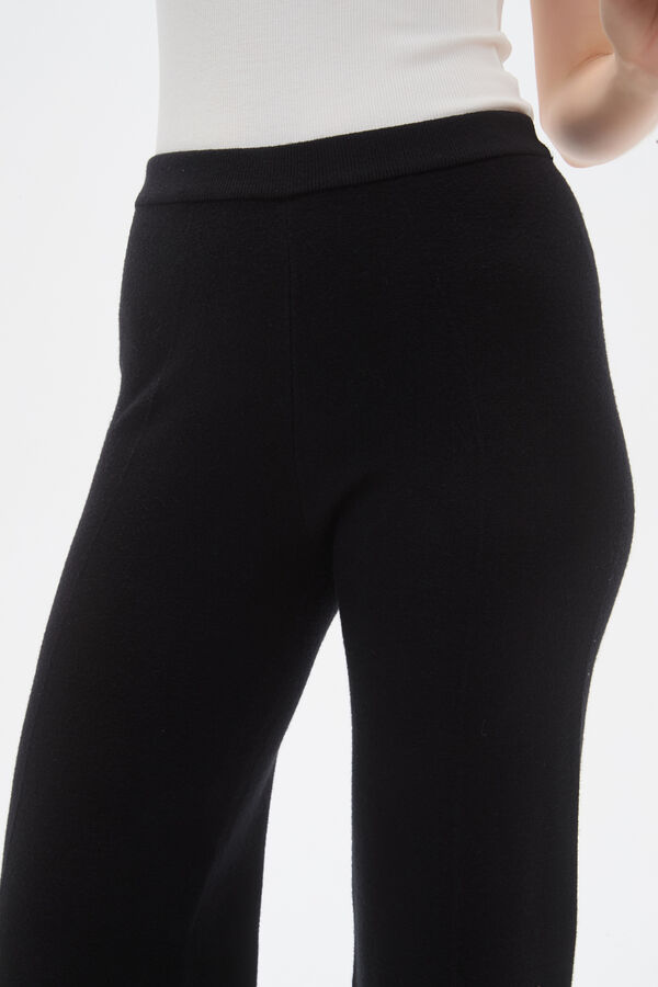 PANTALON XYROS NEGRO image number null