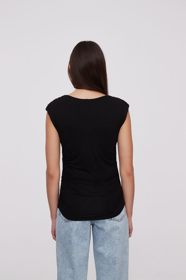REMERA BELITA NEGRO