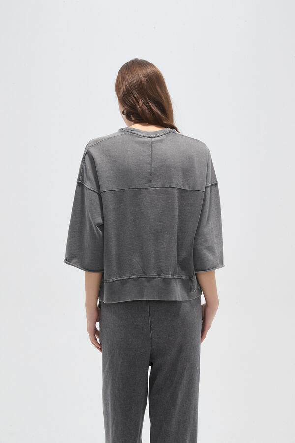 BUZO DIMBA GRIS OSCURO image number null