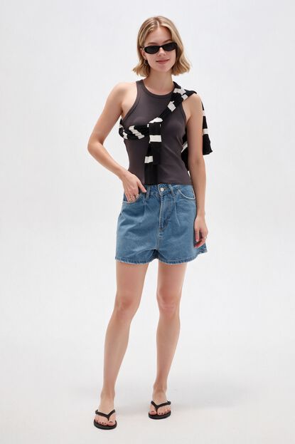 MUSCULOSA ETHEREUM 70809 GRIS OSCURO image number null