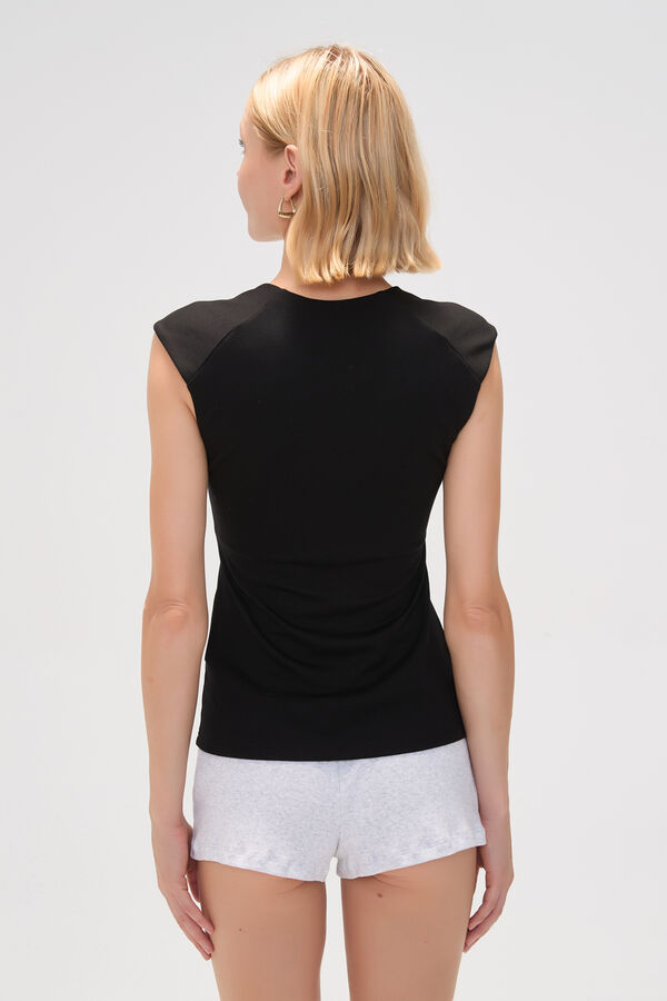 MUSCULOSA CLIA NEGRO image number null