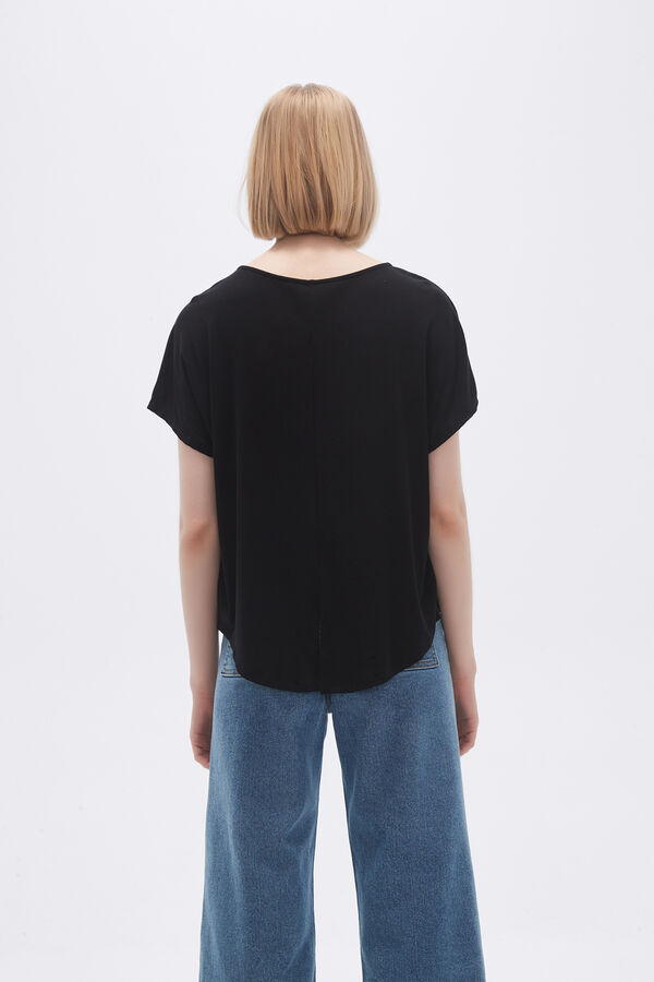 REMERA OBLAK NEGRO image number null