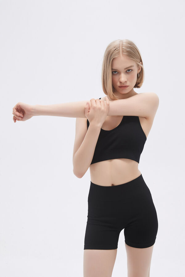TOPS VALA NEGRO