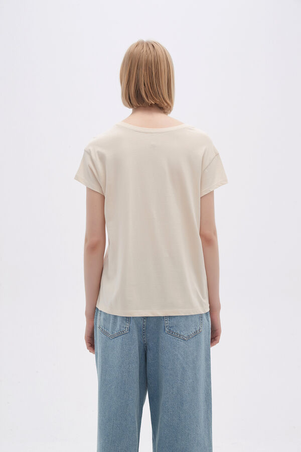 REMERA OVAST GUSTO 1