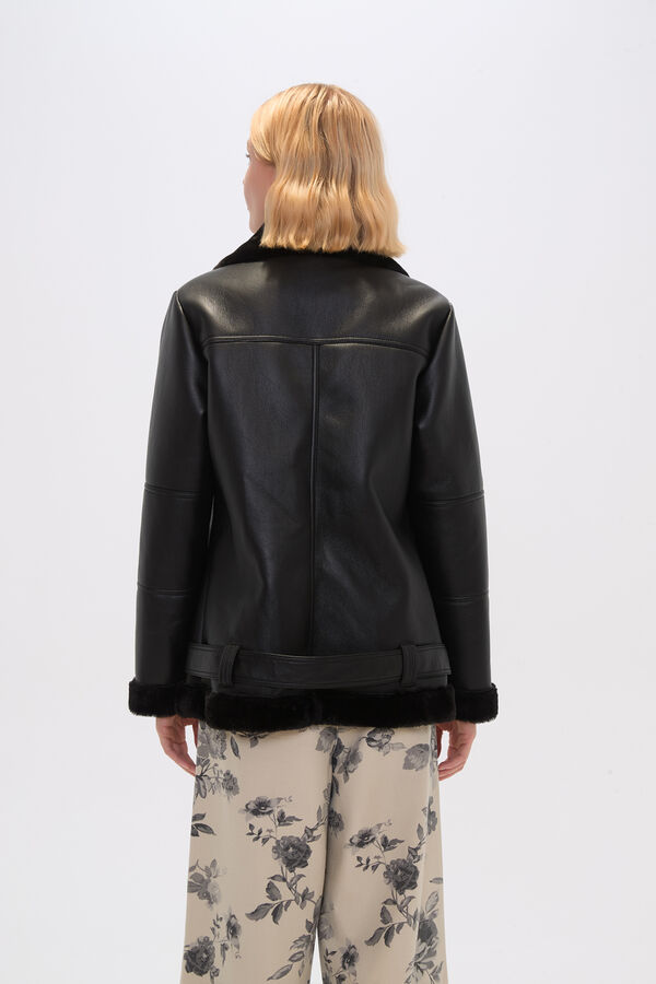 CHAQUETA CAROLU NEGRO image number null