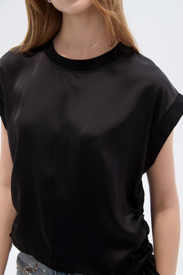 REMERA BELAQ 70809 NEGRO image number null