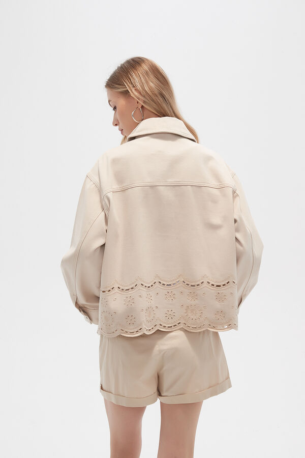 SOBRECAMISA VORO CREMA image number null