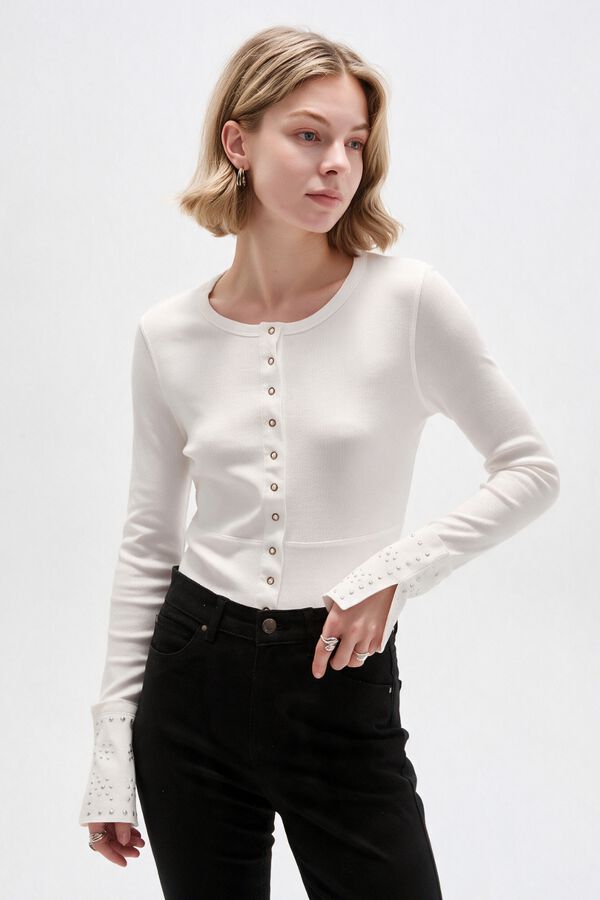REMERA CARITO 70809 MARFIL  / OFF WHITE image number null