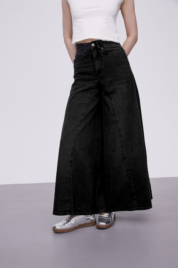 PANTALON BIENNE NEGRO image number null