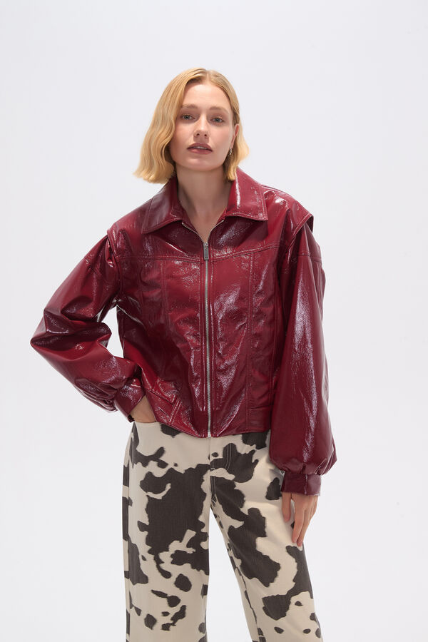 CHAQUETA CHUNK CEREZA image number null