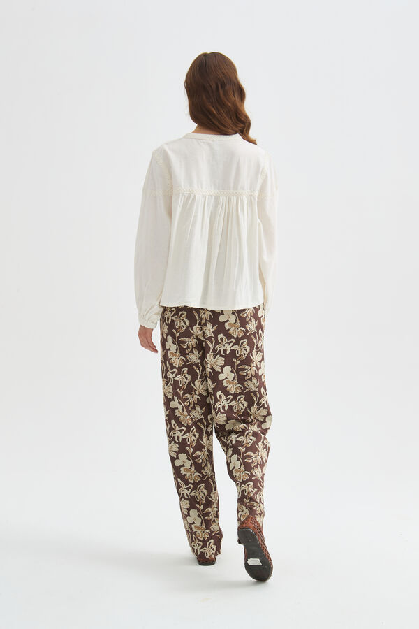 BLUSA XIRLA 70607 MARFIL  / OFF WHITE image number null