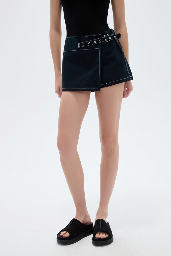 SHORT DOVI 71201 AZUL NOCHE image number null