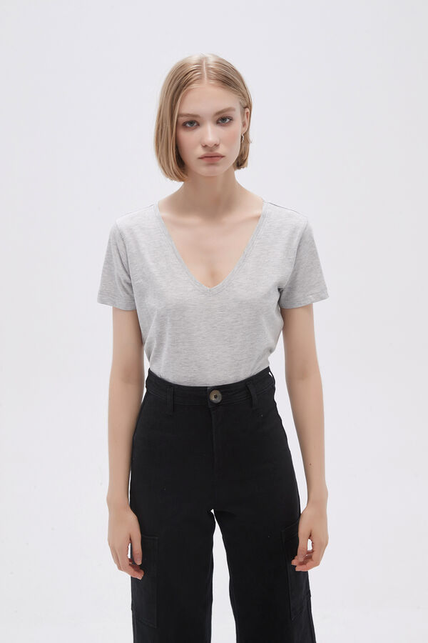 REMERA URSA GRIS MELANGE image number null