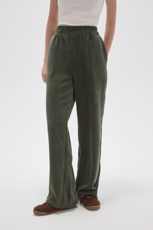 PANTALON CINDOR VERDE OLIVA image number null