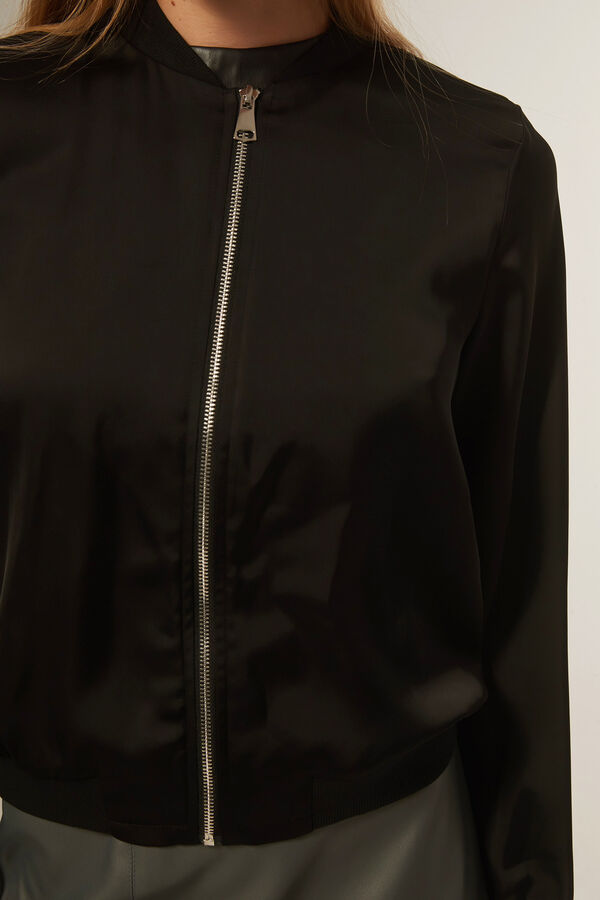 CAMPERA GLOI NEGRO image number null