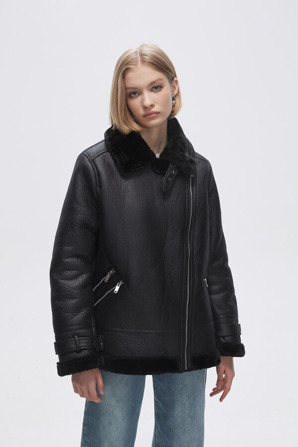 CAMPERA LUJAN NEGRO image number null