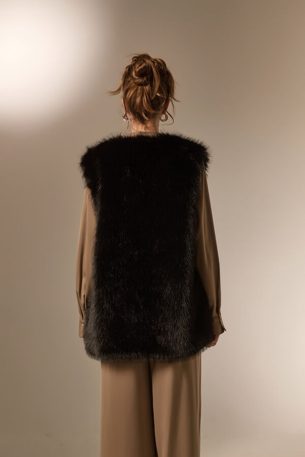 CHALECO AVELINE NEGRO image number null