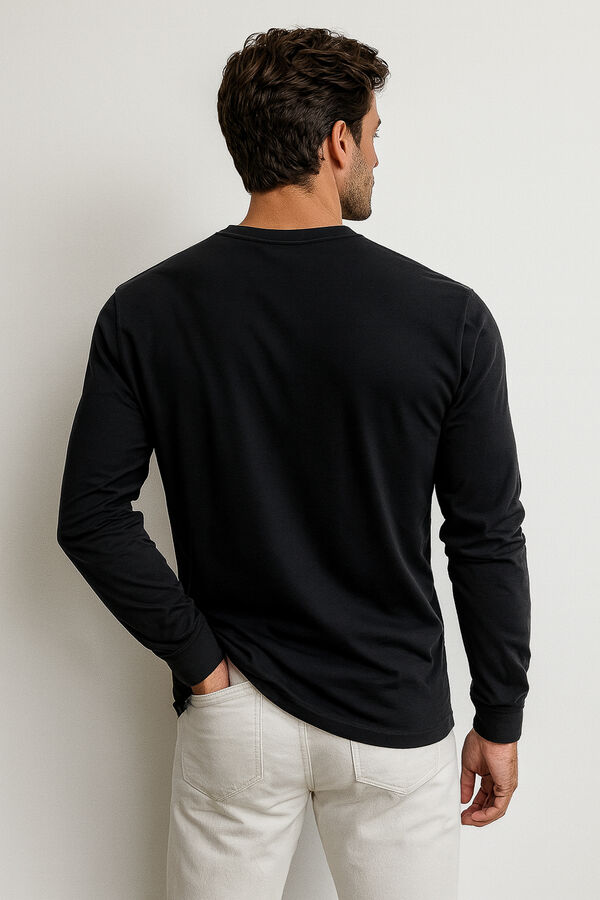 REMERA CRISTOF NEGRO image number null