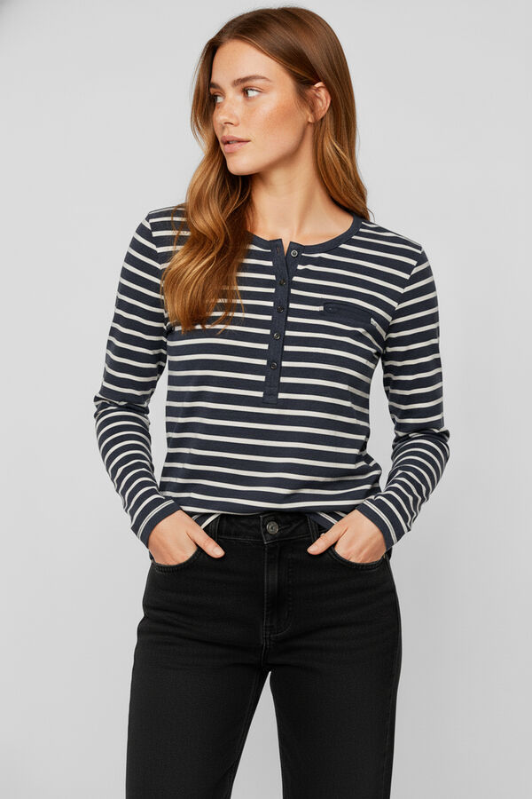 REMERA AMANDOS GUSTO 3 image number null