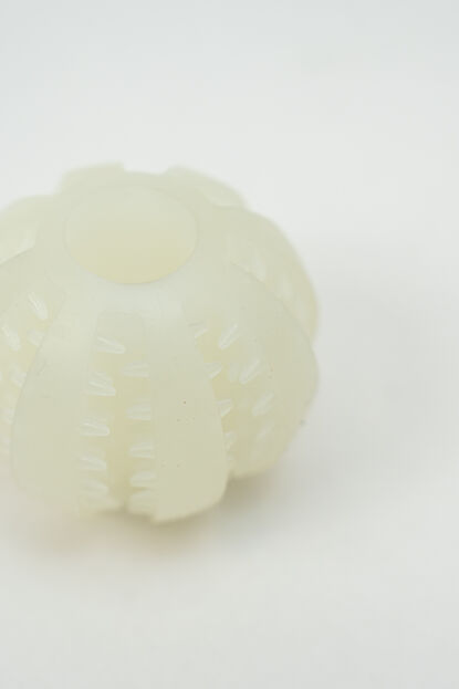 Juguete Pelota Fosforecente, 6 cm COLOR UNICO image number null