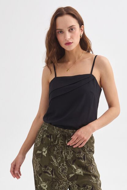 MUSCULOSA XILMAR 70809 NEGRO image number null