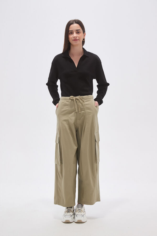 PANTALON SOREL VERDE PALIDO image number null