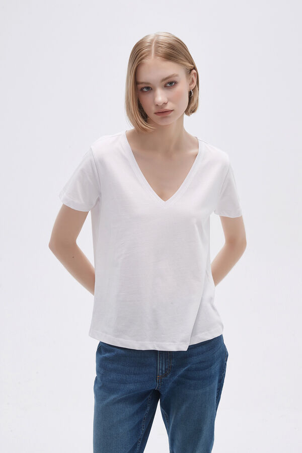 REMERA URSA BLANCO image number null