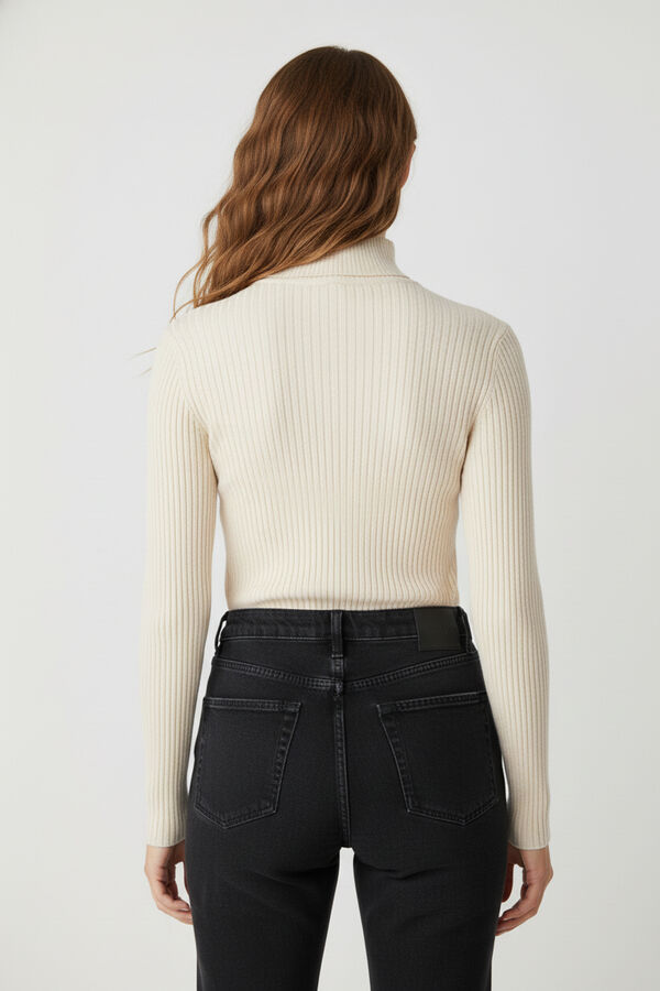 POLERA CAYAPASA CRUDO / NATURAL image number null