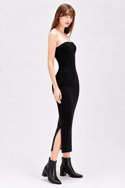 VESTIDO RUNPIA NEGRO image number null
