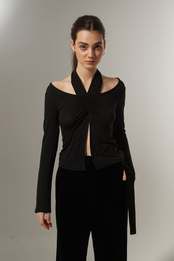 REMERA UBEA NEGRO image number null