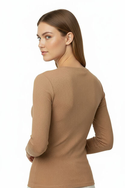 REMERA IMARI TOSTADO image number null