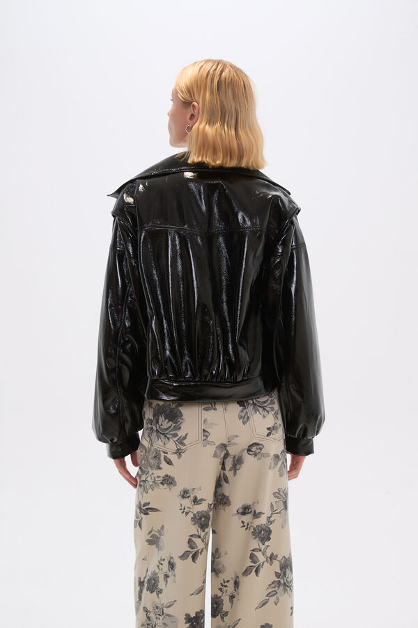 CHAQUETA CHUNK NEGRO image number null