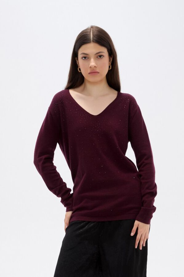 REMERA QUELITH CEREZA OSCURO image number null