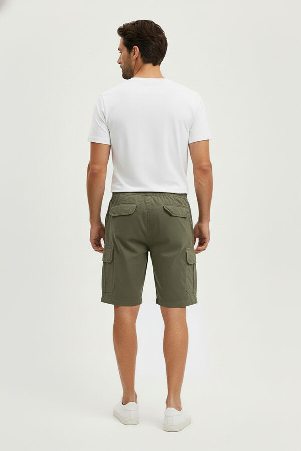 SHORT ZORI VERDE OLIVA image number null