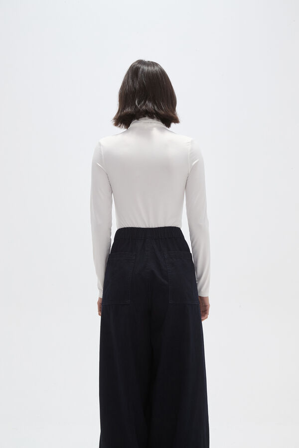 POLERA DAION MARFIL  / OFF WHITE image number null