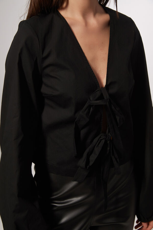 BLUSA JAYAL NEGRO image number null