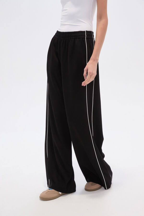 PANTALON DEPORTIVO BEDMAR NEGRO image number null