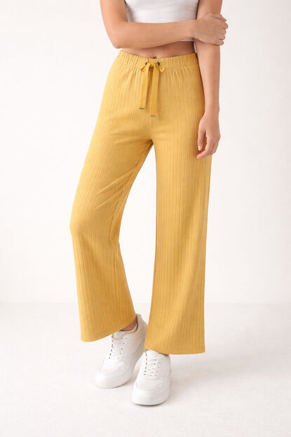 PANTALON PRIEGO CAMEL image number null