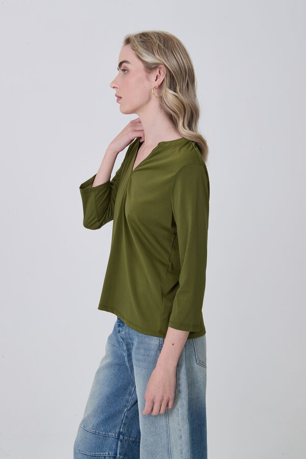 REMERA FELDK VERDE OLIVA image number null