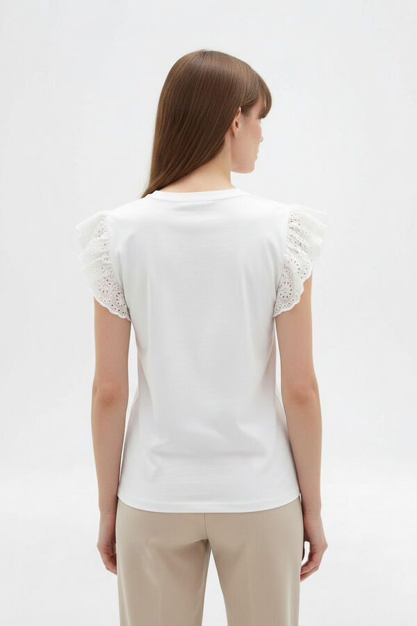 REMERA BARBE 70809 BLANCO image number null