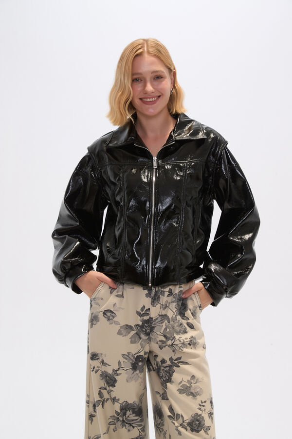 CHAQUETA CHUNK NEGRO image number null