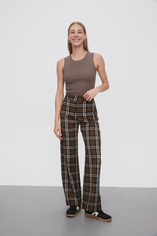PANTALON OUTER GUSTO 1 image number null