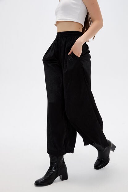 PANTALON AIMERE NEGRO image number null