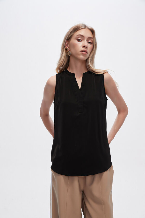 MUSCULOSA DOLLY NEGRO image number null